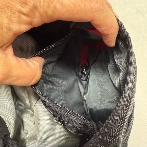 Timbuk2 XS Black Messenger Bag - Picture 9 of 16